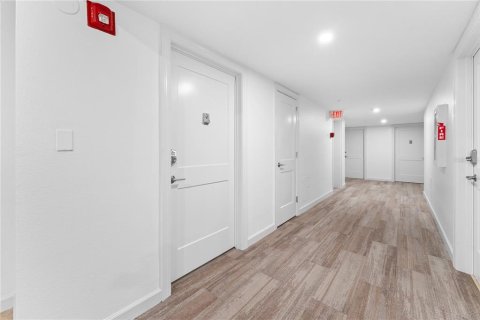 Copropriété à vendre à Sarasota, Floride: 1 chambre, 91.14 m2 № 2230991 - photo 23