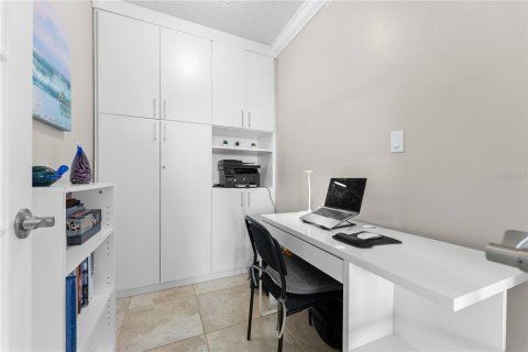 Copropriété à vendre à Sarasota, Floride: 1 chambre, 91.14 m2 № 2230991 - photo 11