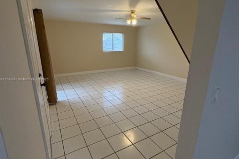 Adosado en venta en North Lauderdale, Florida, 3 dormitorios, 130.34 m2 № 1920782 - foto 10