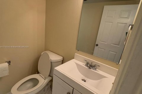 Adosado en venta en North Lauderdale, Florida, 3 dormitorios, 130.34 m2 № 1920782 - foto 18