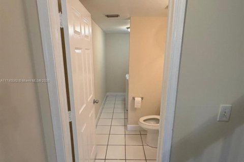 Adosado en venta en North Lauderdale, Florida, 3 dormitorios, 130.34 m2 № 1920782 - foto 19