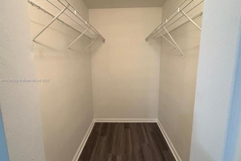 Adosado en venta en North Lauderdale, Florida, 3 dormitorios, 130.34 m2 № 1920782 - foto 28