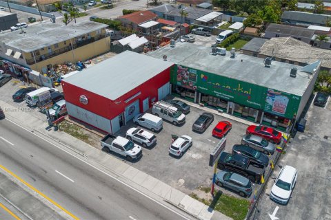 Commercial property in Miami, Florida № 1782094 - photo 8
