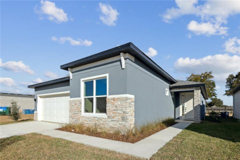Casa en venta en Palm Coast, Florida, 4 dormitorios, 199.46 m2 № 2157762 - foto 3