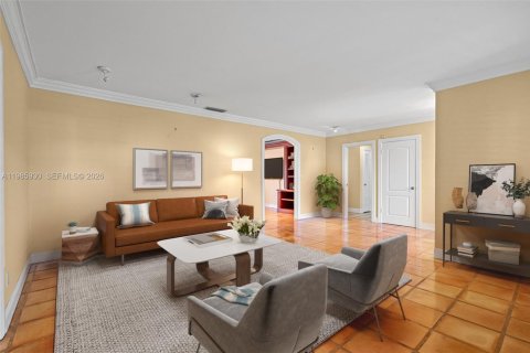 House in Pinecrest, Florida 3 bedrooms, 243.87 sq.m. № 2048262 - photo 8