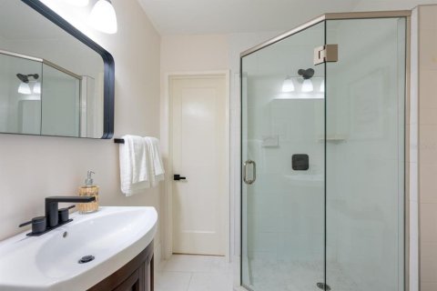 Villa ou maison à vendre à Sarasota, Floride: 3 chambres, 159.05 m2 № 2148143 - photo 25