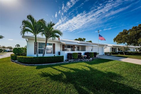 Villa ou maison à vendre à Pinellas Park, Floride: 2 chambres, 166.48 m2 № 2116595 - photo 3