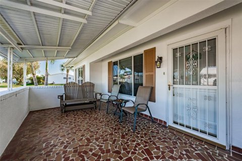 Villa ou maison à vendre à Pinellas Park, Floride: 2 chambres, 166.48 m2 № 2116595 - photo 5