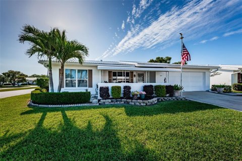 Casa en Pinellas Park, Florida 2 dormitorios, 166.48 m2 № 2116595