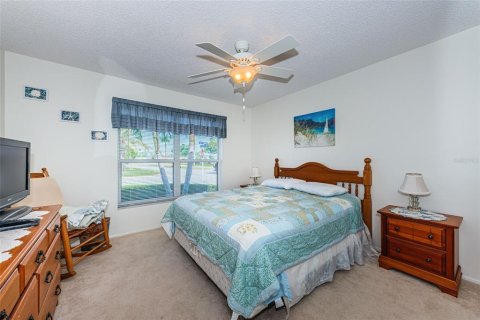 Villa ou maison à vendre à Pinellas Park, Floride: 2 chambres, 166.48 m2 № 2116595 - photo 26