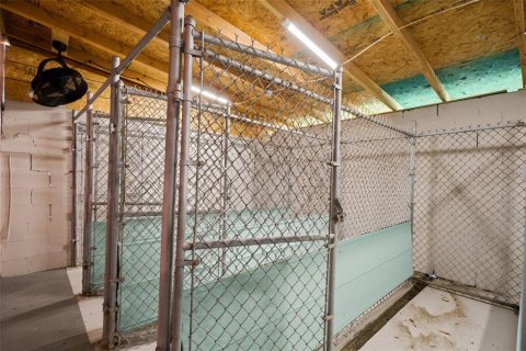 Commercial property in Tampa, Florida 249.72 sq.m. № 2230980 - photo 27