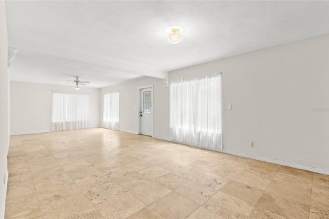 House in Winter Park, Florida 4 bedrooms, 167.6 sq.m. № 1849988 - photo 2