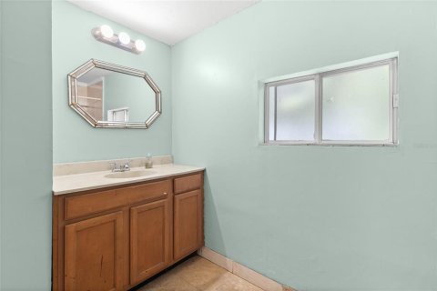 House in Winter Park, Florida 4 bedrooms, 167.6 sq.m. № 1849988 - photo 22