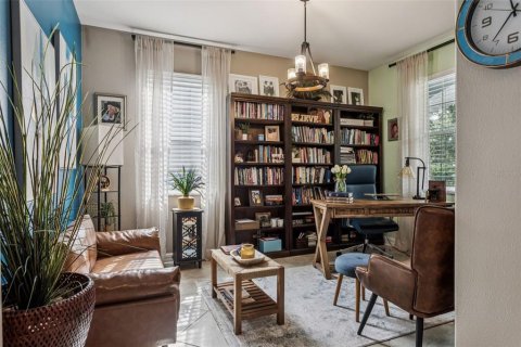 Купить виллу или дом в Ривервью, Флорида 11 комнат, 343.37м2, № 1907807 - фото 10