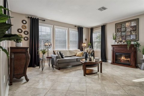 Casa en venta en Riverview, Florida, 4 dormitorios, 343.37 m2 № 1907807 - foto 9