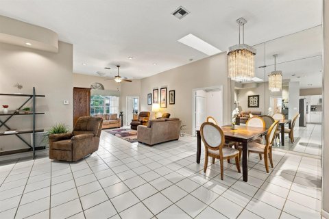 Villa ou maison à vendre à Coral Springs, Floride: 3 chambres, 152.64 m2 № 2402354 - photo 5