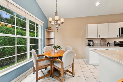 Villa ou maison à vendre à Coral Springs, Floride: 3 chambres, 152.64 m2 № 2402354 - photo 12