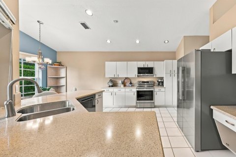 Villa ou maison à vendre à Coral Springs, Floride: 3 chambres, 152.64 m2 № 2402354 - photo 9
