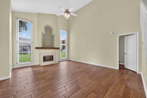 Villa ou maison à vendre à Orlando, Floride: 4 chambres, 192.68 m2 № 2360631 - photo 5