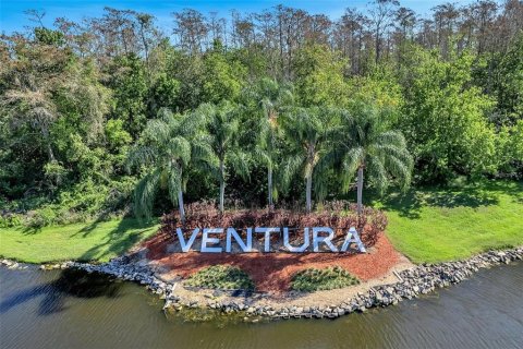 Villa ou maison à vendre à Orlando, Floride: 4 chambres, 192.68 m2 № 2360631 - photo 3