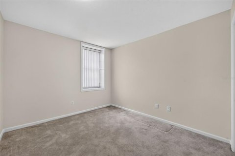 Villa ou maison à vendre à Orlando, Floride: 4 chambres, 192.68 m2 № 2360631 - photo 23