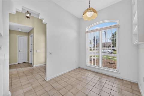Villa ou maison à vendre à Orlando, Floride: 4 chambres, 192.68 m2 № 2360631 - photo 17