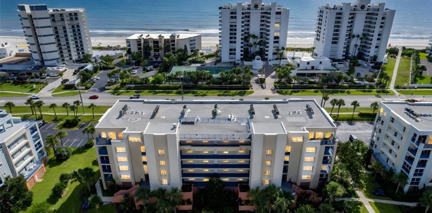 Condo in New Smyrna Beach, Florida, 3 bedrooms  № 1800013