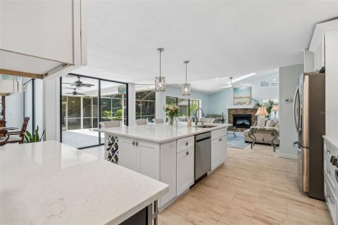 House in Sarasota, Florida 4 bedrooms, 223.62 sq.m. № 2200221 - photo 5