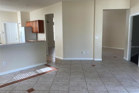 Casa en alquiler en Orlando, Florida, 3 dormitorios, 159.79 m2 № 1912766 - foto 9