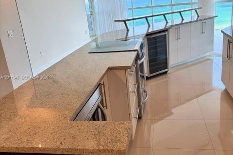 Condo in Miami Beach, Florida, 3 bedrooms  № 2075035 - photo 8