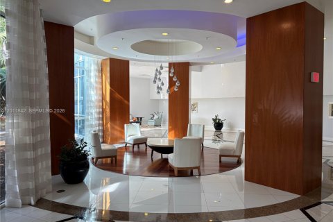Condo in Miami Beach, Florida, 3 bedrooms  № 2075035 - photo 4