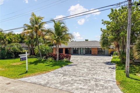 Casa en venta en Wilton Manors, Florida, 3 dormitorios, 130.43 m2 № 1887982 - foto 1