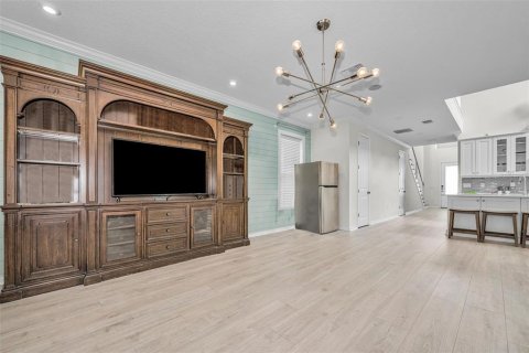 Villa ou maison à louer à Odessa, Floride: 4 chambres, 250.46 m2 № 2157133 - photo 16