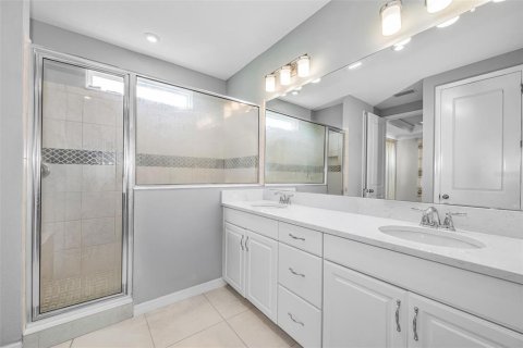 Villa ou maison à louer à Odessa, Floride: 4 chambres, 250.46 m2 № 2157133 - photo 23
