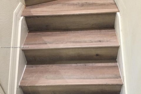 Condo in Doral, Florida, 2 bedrooms № 1969830 - photo 10