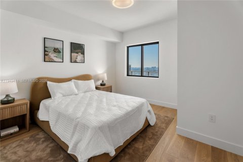 Condo in Miami, Florida, 2 bedrooms  № 2054433 - photo 18