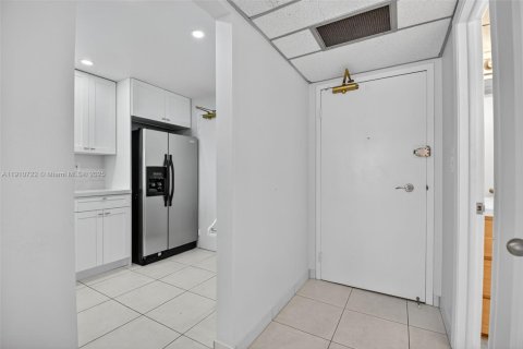 Condo in Fort Lauderdale, Florida, 1 bedroom  № 2015832 - photo 8