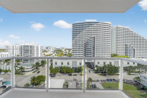Condo in Fort Lauderdale, Florida, 1 bedroom  № 2015832 - photo 26
