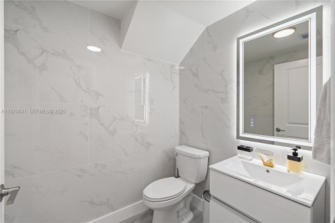 Townhouse in Homestead, Florida 3 bedrooms, 157.47 sq.m. № 2043082 - photo 22