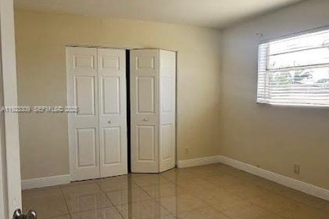 Copropriété à louer à Hallandale Beach, Floride: 1 chambre, 53.7 m2 № 1976940 - photo 7