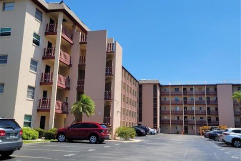 Condo in Bradenton, Florida, 2 bedrooms № 2105757