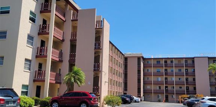 Condo in Bradenton, Florida, 2 bedrooms № 2105757