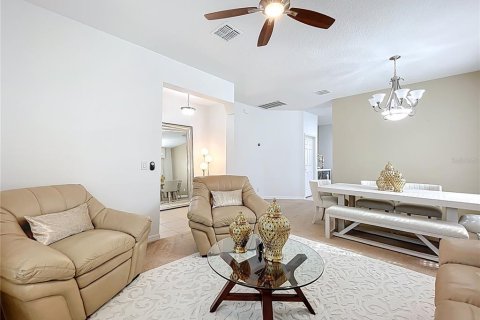House in Clermont, Florida 3 bedrooms, 190.54 sq.m. № 1762108 - photo 4