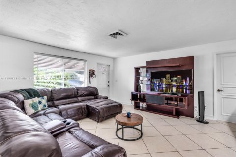 Villa ou maison à vendre à Fort Lauderdale, Floride: 3 chambres, 121.98 m2 № 1969560 - photo 6