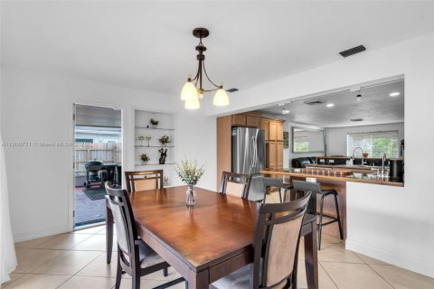 Villa ou maison à vendre à Fort Lauderdale, Floride: 3 chambres, 121.98 m2 № 1969560 - photo 9
