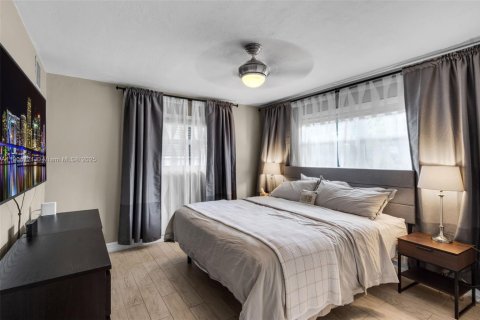 Villa ou maison à vendre à Fort Lauderdale, Floride: 3 chambres, 121.98 m2 № 1969560 - photo 14