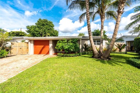 Villa ou maison à Fort Lauderdale, Floride 3 chambres, 121.98 m2 № 1969560