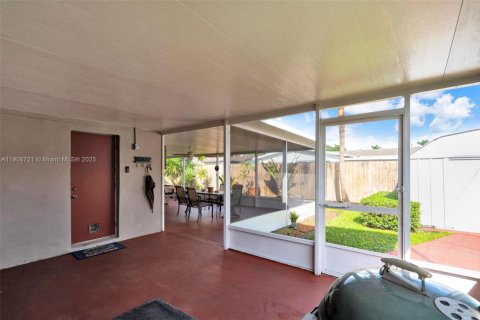 Villa ou maison à vendre à Fort Lauderdale, Floride: 3 chambres, 121.98 m2 № 1969560 - photo 20