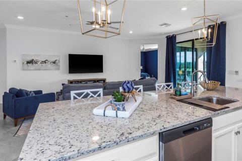 Condo in Lakewood Ranch, Florida, 3 bedrooms in LAKEWOOD NATIONAL  № 1751721 - photo 20