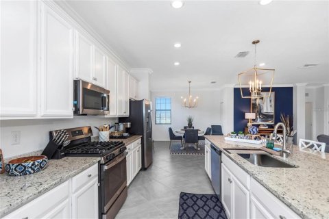Condo in Lakewood Ranch, Florida, 3 bedrooms in LAKEWOOD NATIONAL  № 1751721 - photo 23
